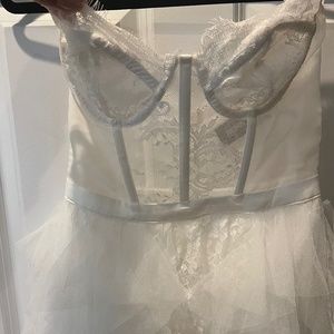 Wedding dress
